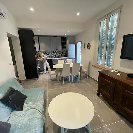 Appartement Nice Apartment